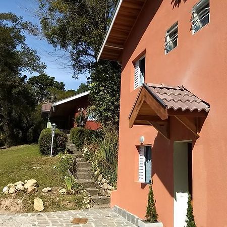 Recantto Do Divino B&B Campos do Jordão Екстериор снимка